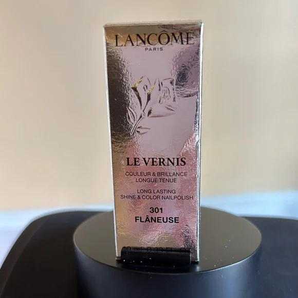 Lancome Le Vernis Nail Polish - 301/ Flâneuse - Picture 3 of 5